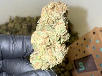 THC-X KVĚTY PLUTONIUM 30% - BULK